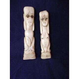 Figurenpaar, Mann Frau aus Bein geschnitzt, Indonesien, 19.- 20. Jh.